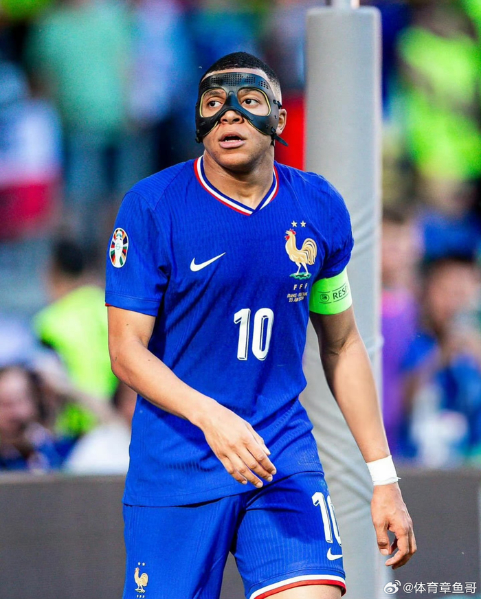 TA：利兹联总价1000万镑谈妥莱斯特城后卫贾斯汀，即将体检